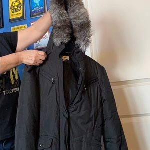 Winter coat with lined hood